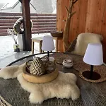 Au Bien-etre A Deux Chalet *