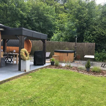 Au Bien-etre A Deux Chalet *